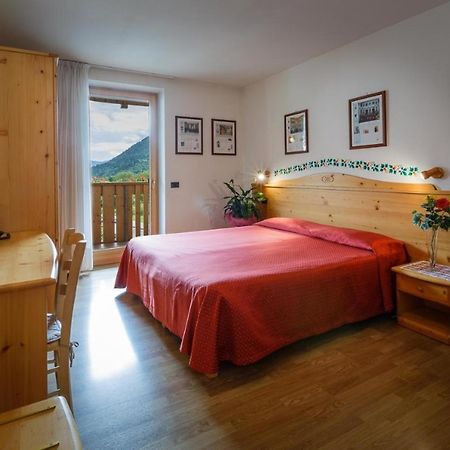 Hotel La Locanda Pinzolo Exterior foto